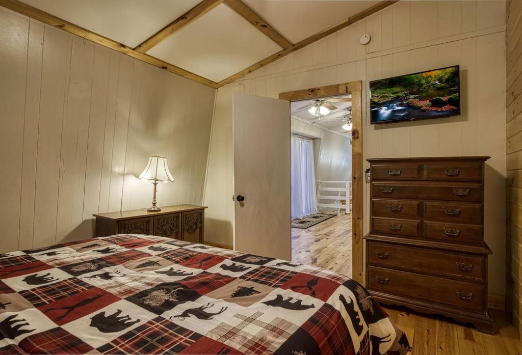 Four Bears Den Villa Gatlinburg Eksteriør billede
