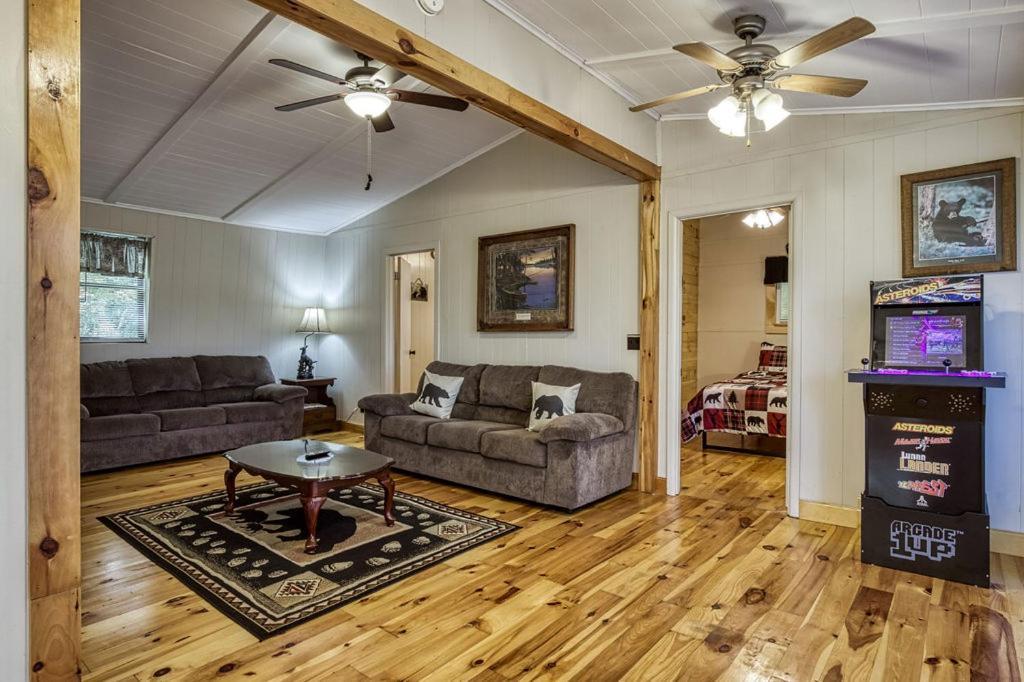Four Bears Den Villa Gatlinburg Eksteriør billede