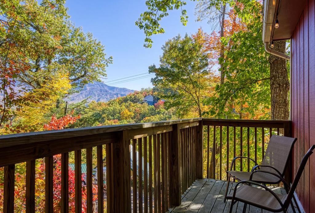 Four Bears Den Villa Gatlinburg Eksteriør billede
